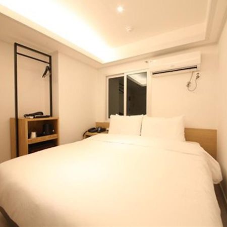 Busan Seomyeon Business Hotel J7 Exterior photo